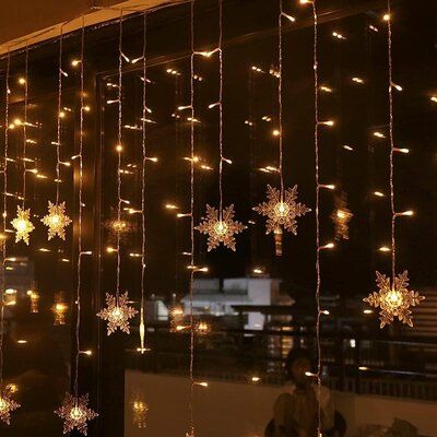 Hanging Snowflake Lights