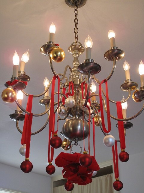 Hanging Ribbon Accents