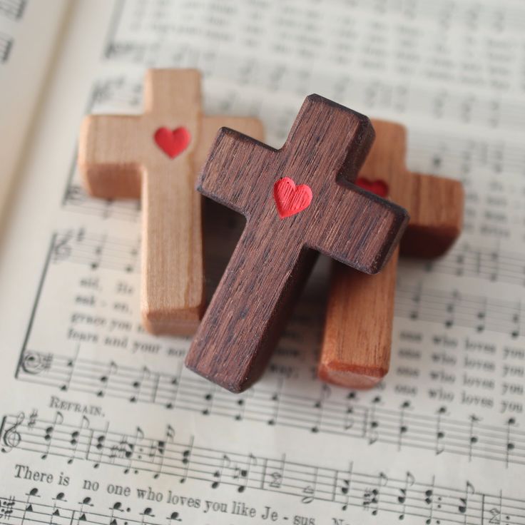 Small Pocket Crosses