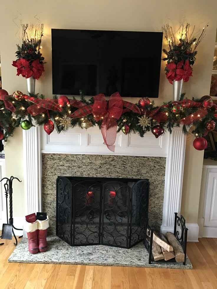 Holly and Pine Garland