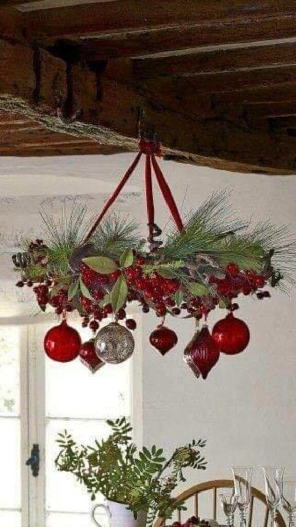 Cranberry Strand Accent