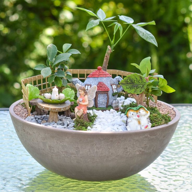 Mini Terrarium Faith Planters