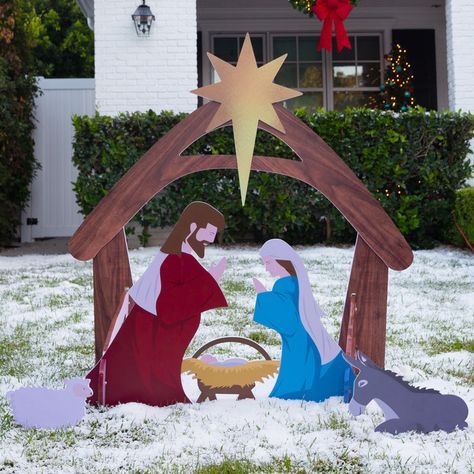 Classic Wooden Nativity Set