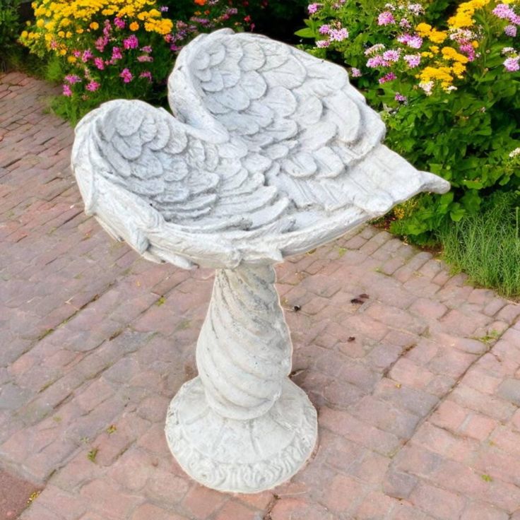 Dove-Inspired Water Basin