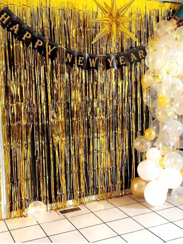 Metallic Fringe Wall