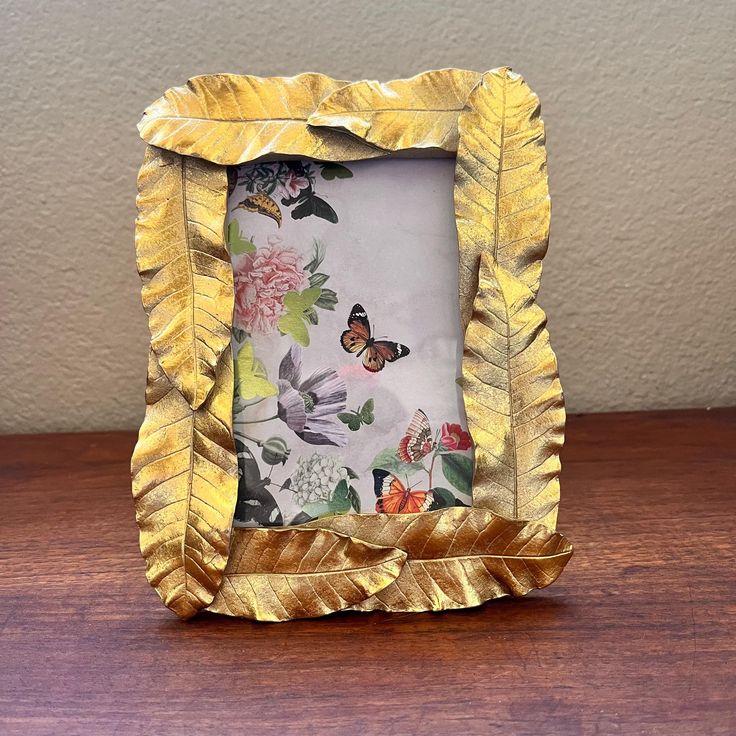 Gold Leaf Accent Frames