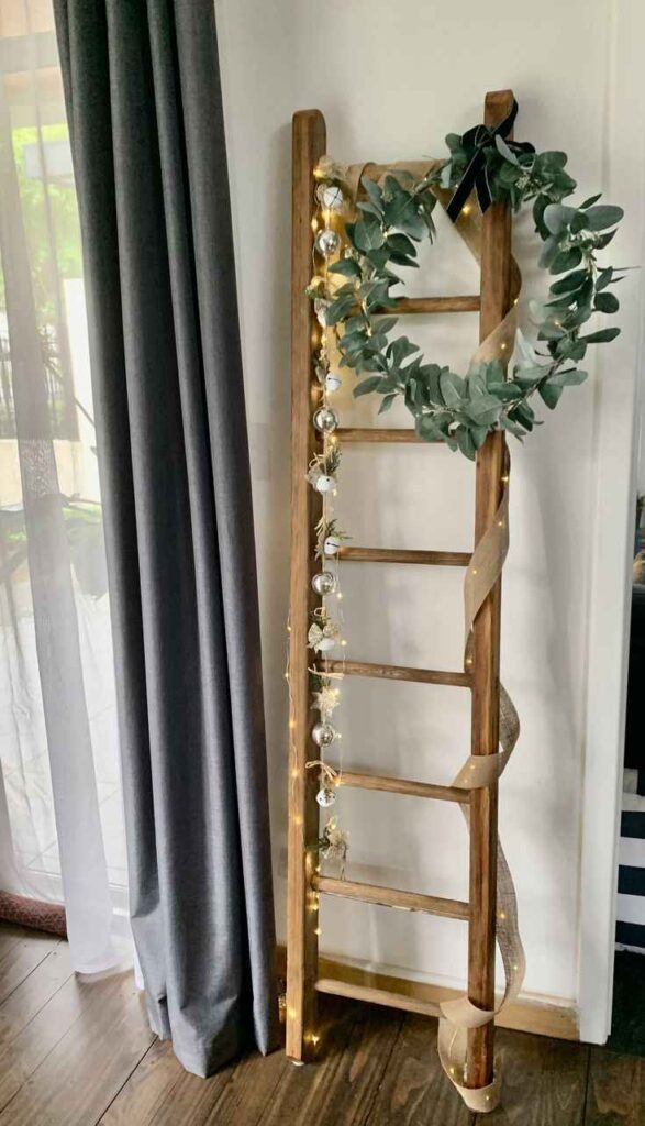 Mini Wreath Ladder