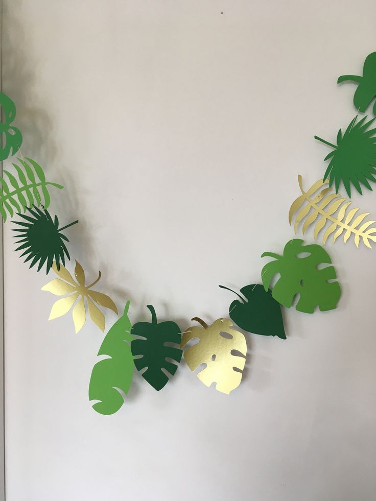 Palm Leaf Garland
