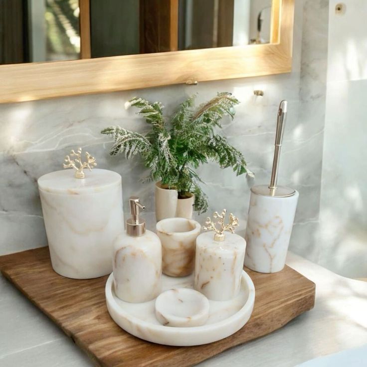 Decorative Marble Soap Dish Pairing