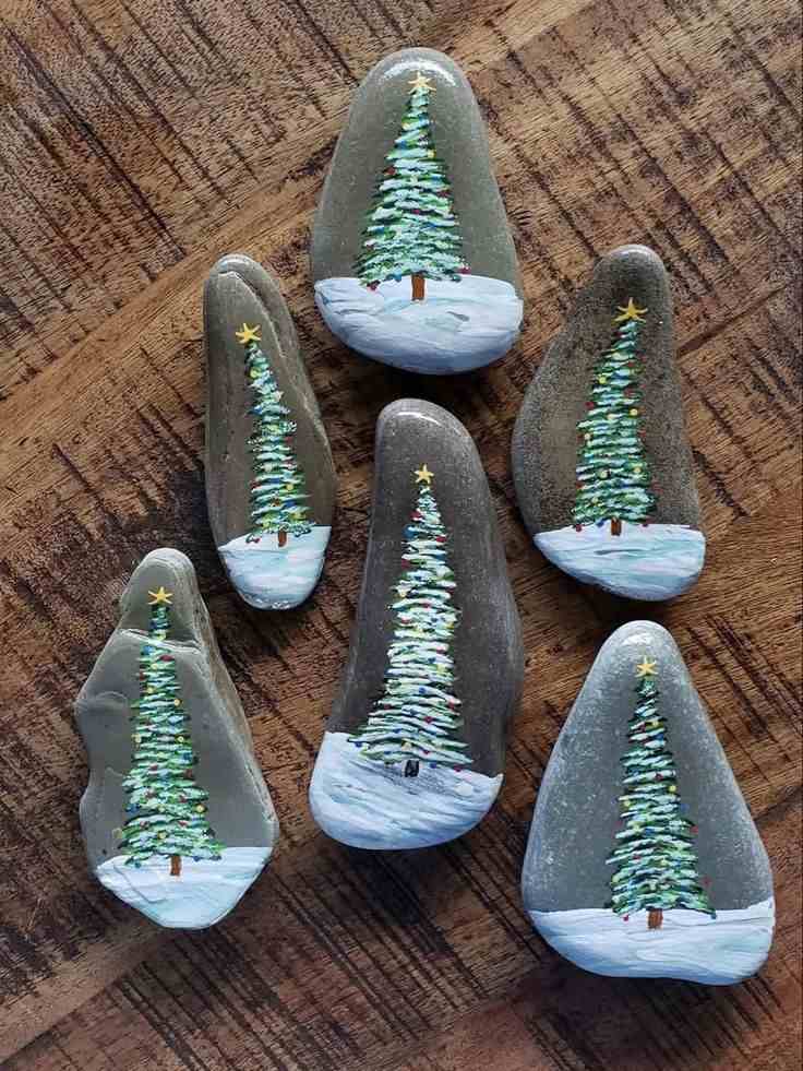 Festive Christmas Tree Stones