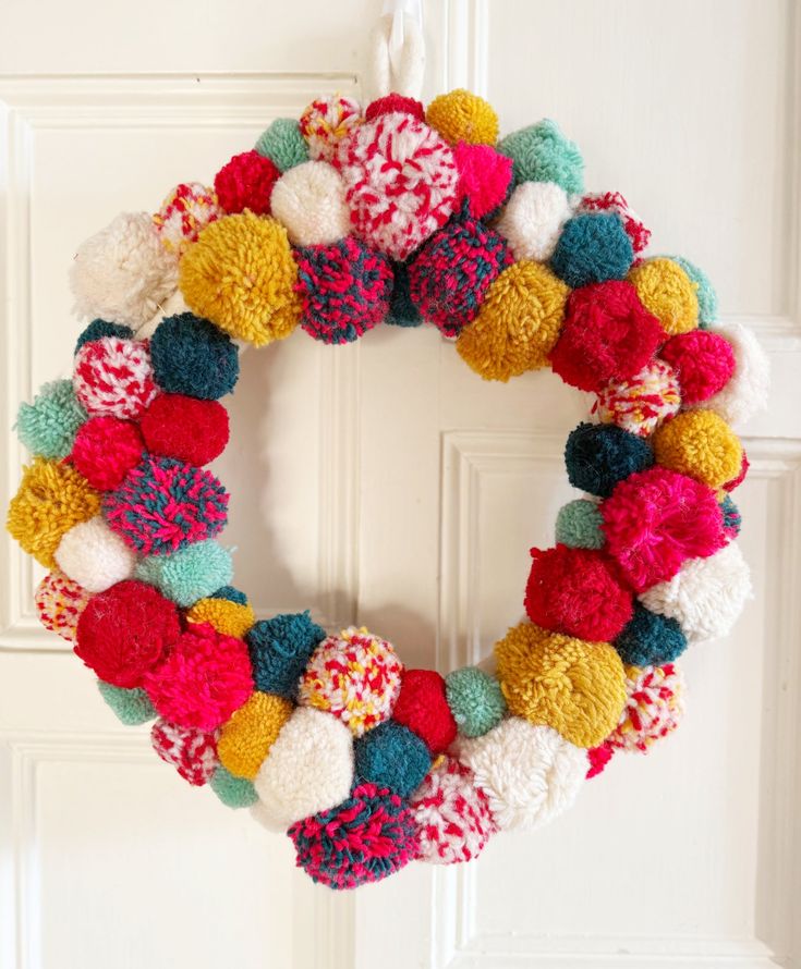Pom-Pom Wreath