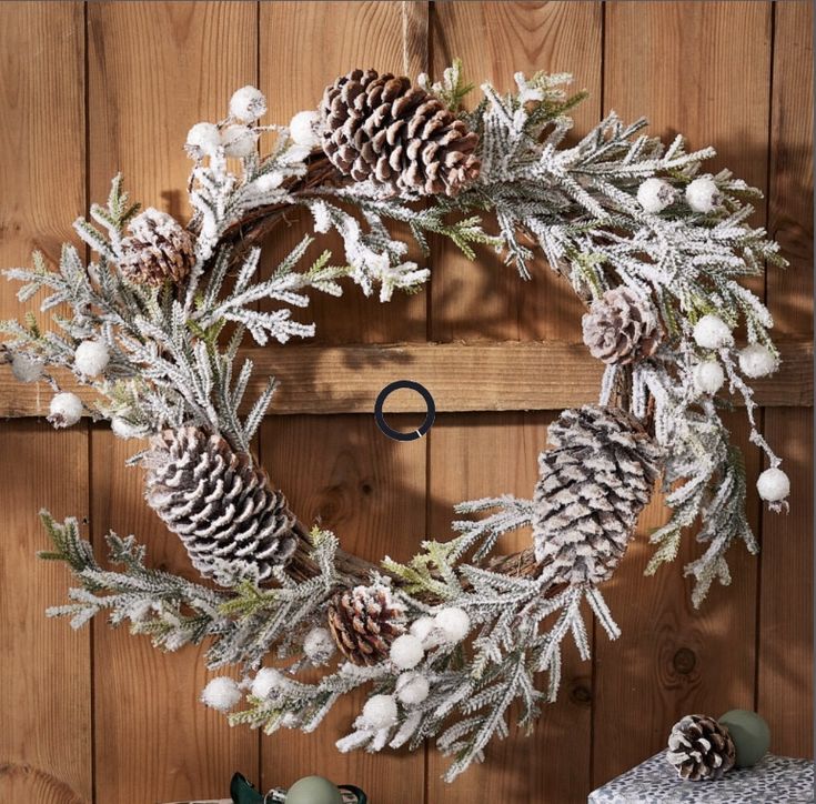 Frosted Pinecone Winter Ring