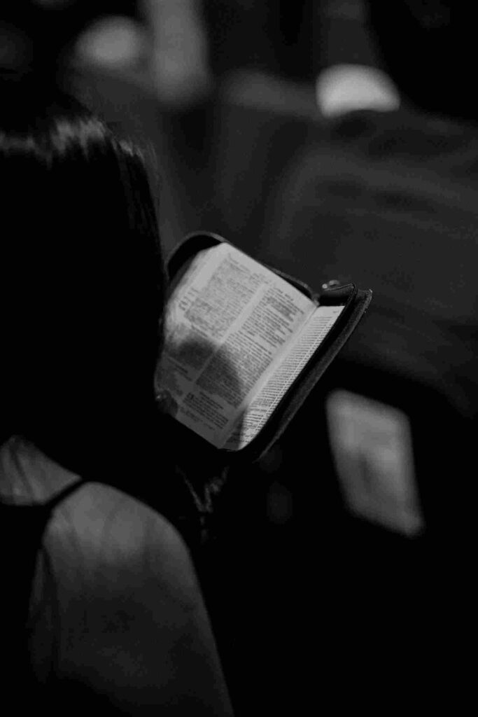 Christian Books That Strengthen Emotional Healing