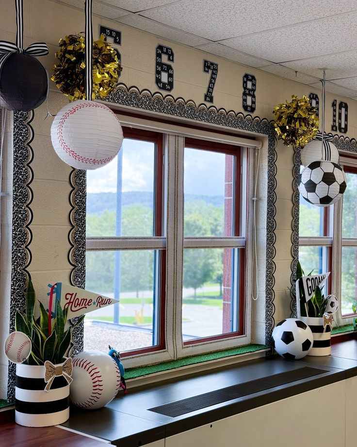 Classic School Spirit Theme