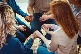 Praise & Testimony Circle