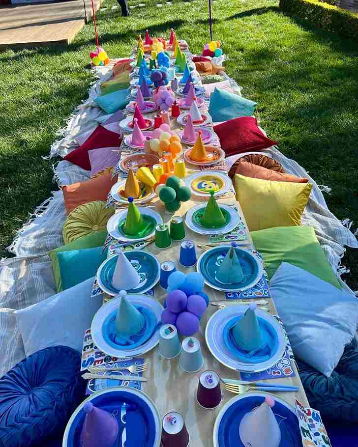 Theme Color Immersion Party