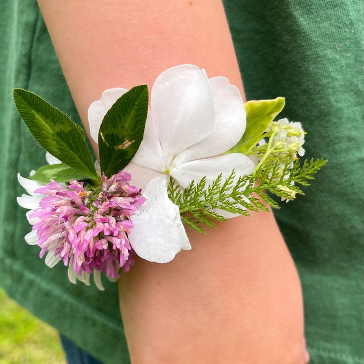 Nature Bracelet Making