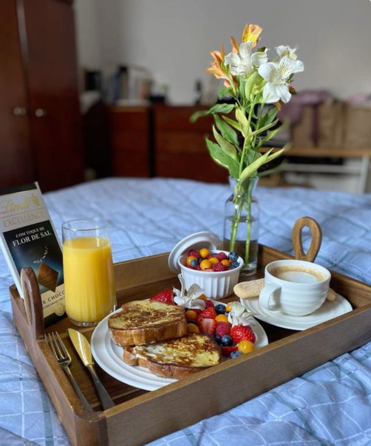 Classic Breakfast Tray Setup