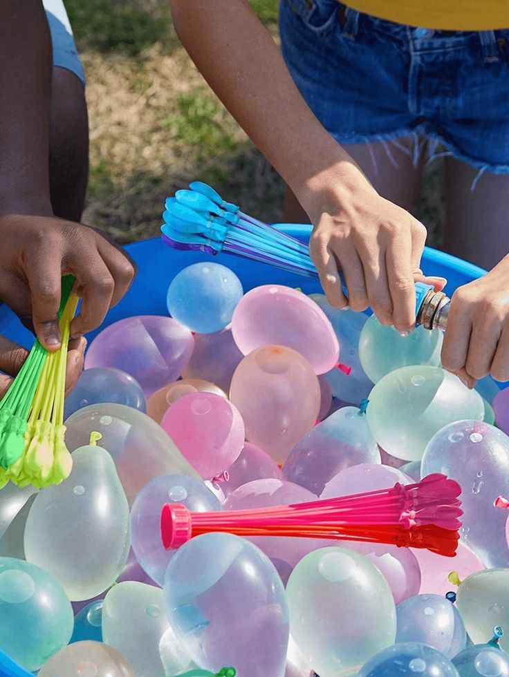 Water Balloon Toss Game