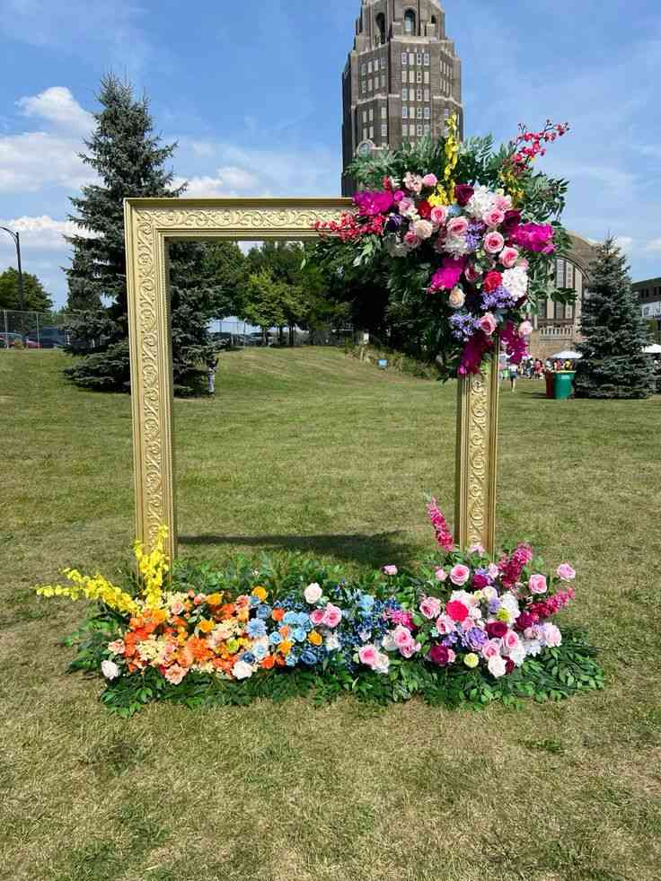 Floral Frame Photo Spot