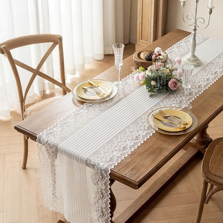 Lace Detail Table Setup