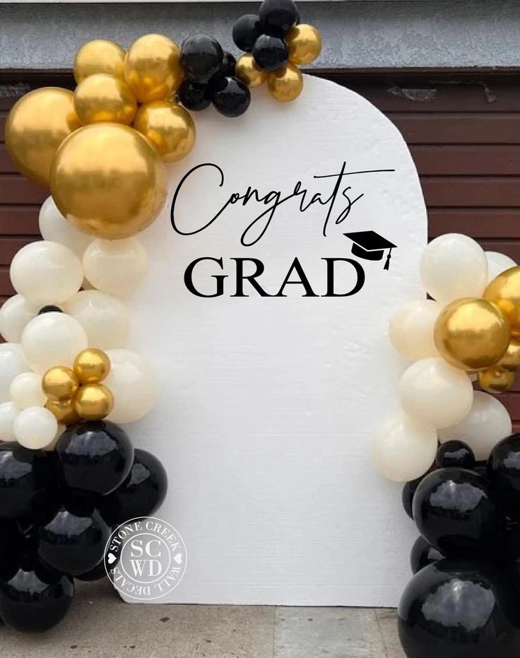 Minimal Balloon Arch Setup