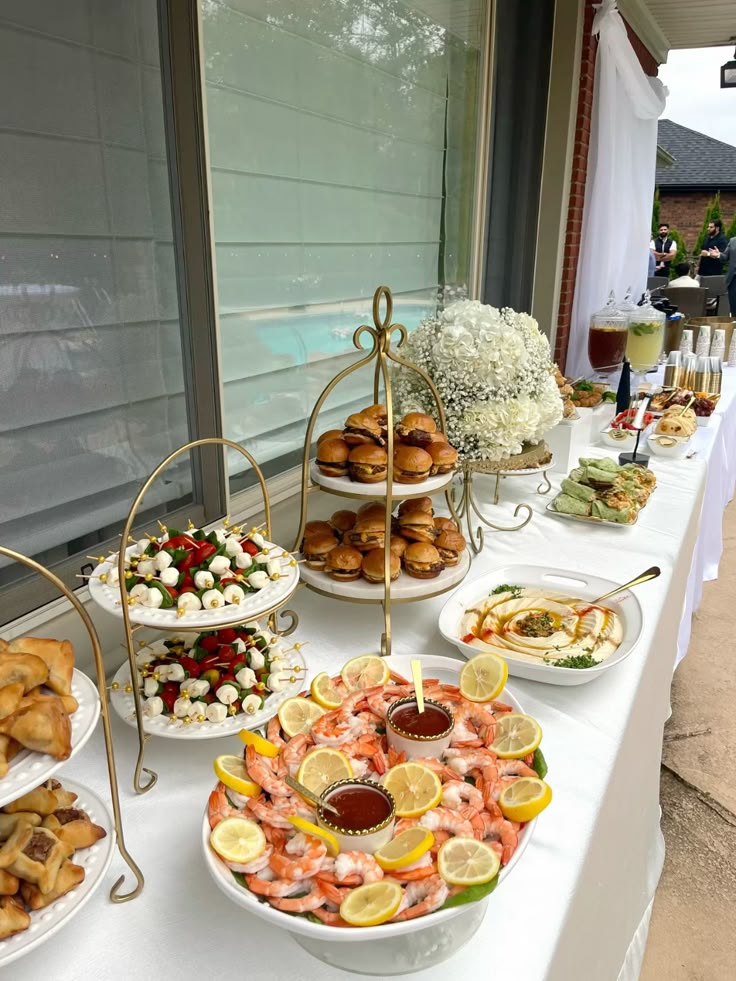 Portable Party Tray Setup