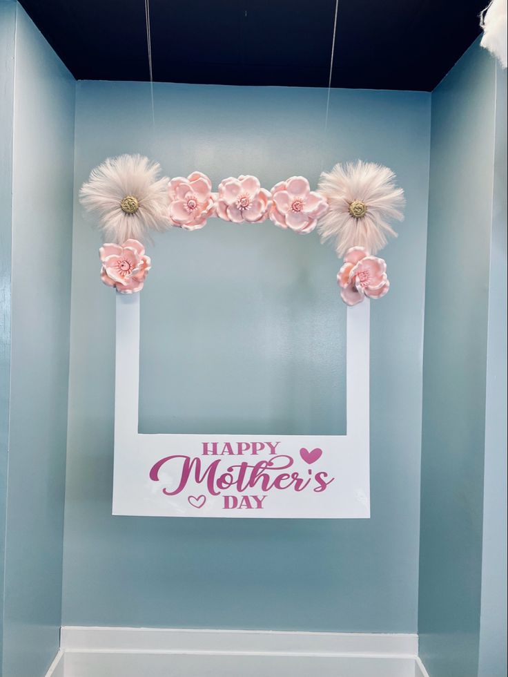 Simple Wall Art Booth