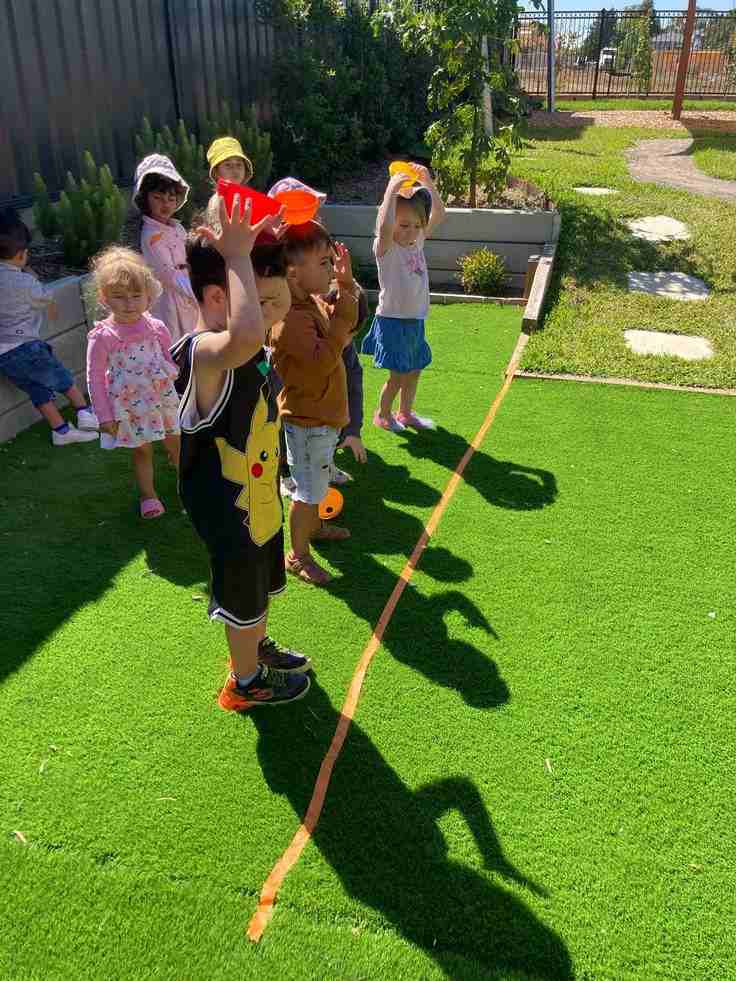 Coconut Head Balance Race