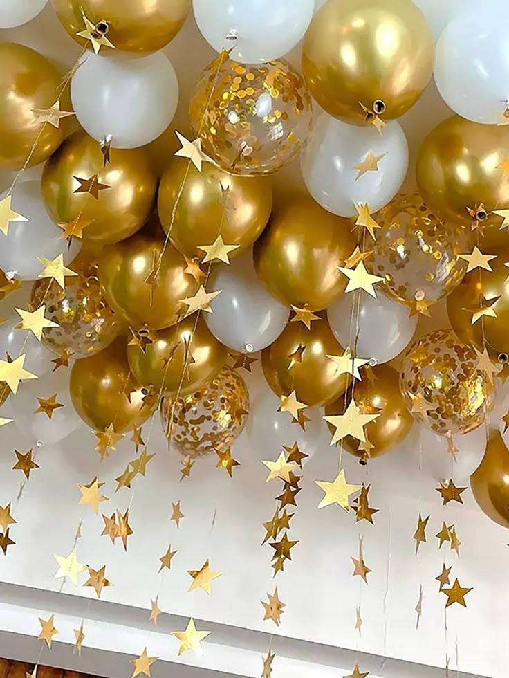 Neutral Balloon Ceiling Decor