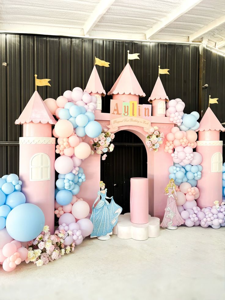 Royal Castle Entrance Setup