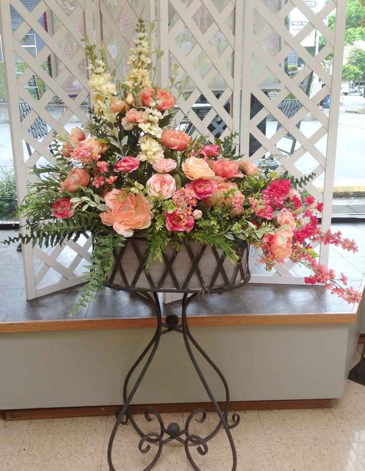 Elegant Floral Platform Display