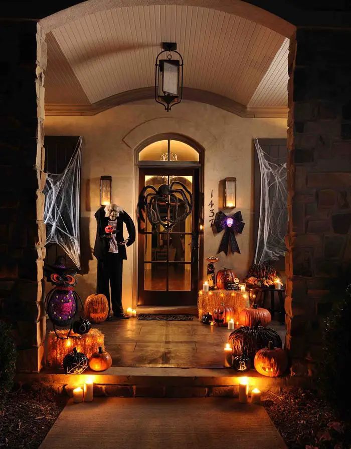 Create a Haunted House Entrance Experience